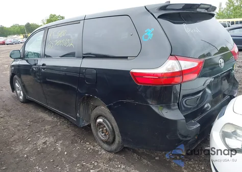 2019 Toyota Sienna L 7 Passenger z USA, uszkodzony, nr VIN 5TDZZ3DC7KS988560